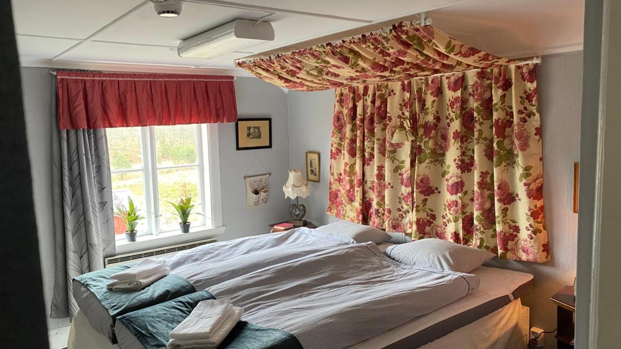 Bjoersjoeas Vildmark - Room In The Main House Olofstorp 외부 사진