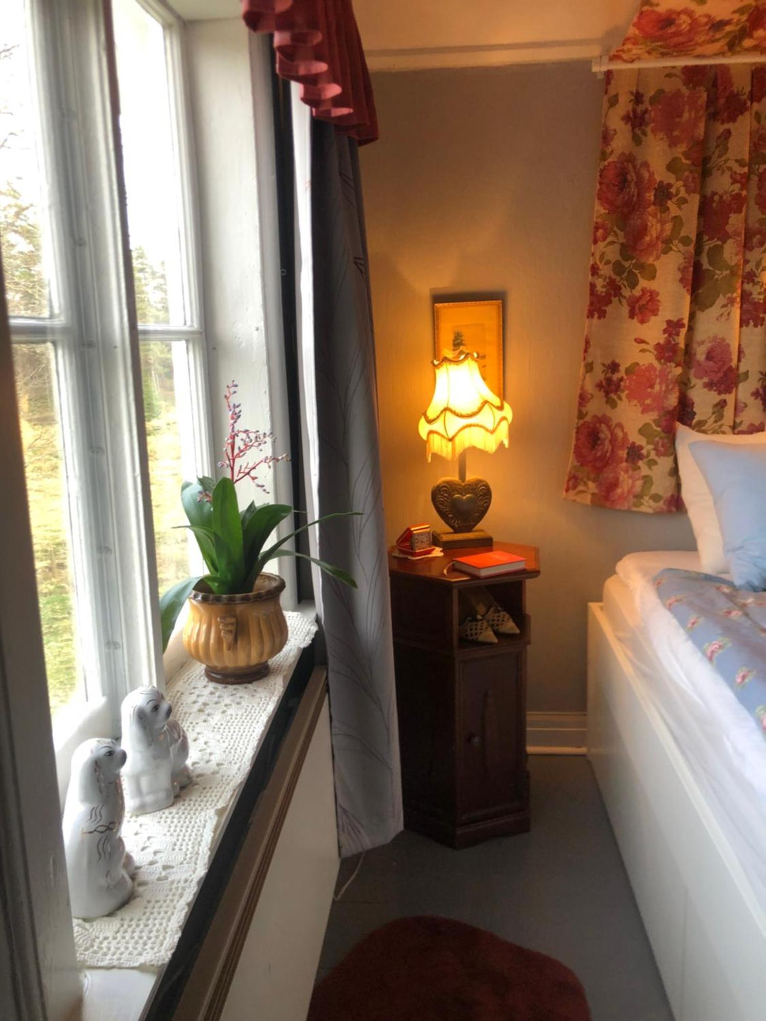Bjoersjoeas Vildmark - Room In The Main House Olofstorp 외부 사진