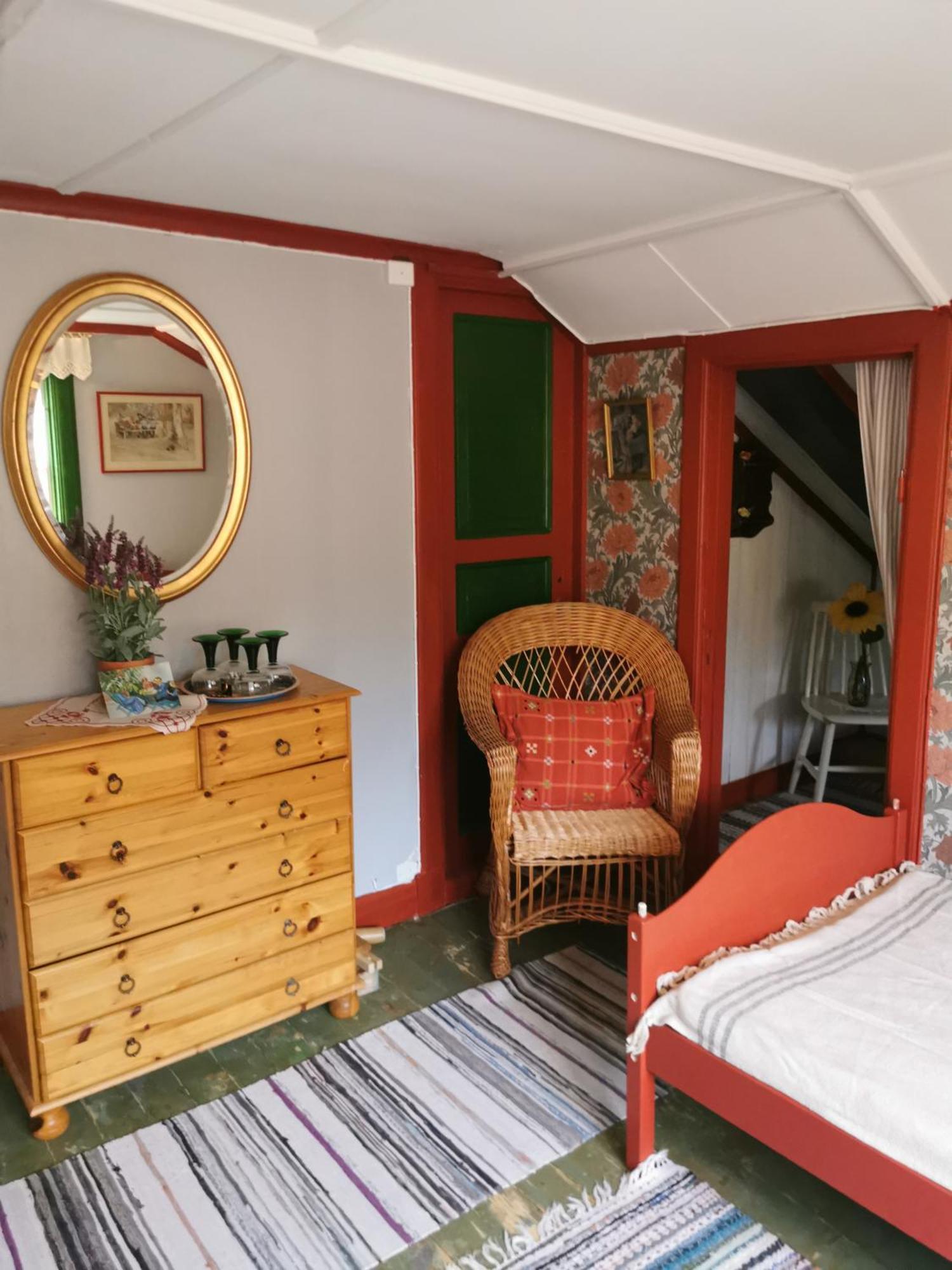 Bjoersjoeas Vildmark - Room In The Main House Olofstorp 외부 사진